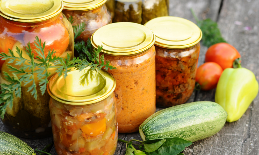 Pressure Canning, Water Bath Canning, or Blanching: Which is the Right Canning Method for Preserving Each Food?
